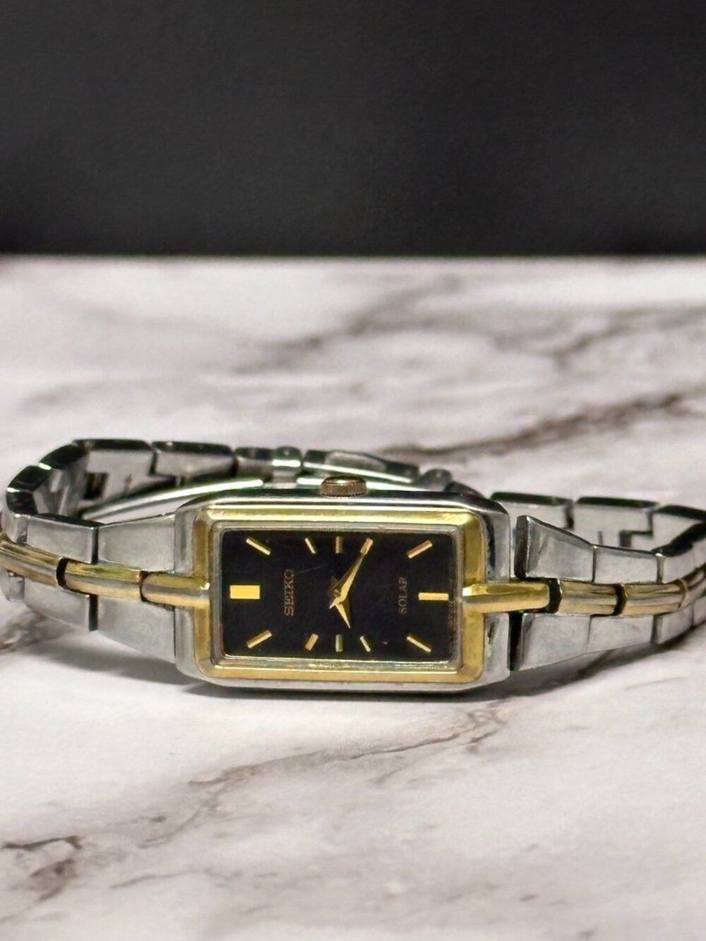 Vintage Seiko Solar Watch Women Silver Gold Two Tone Black Dial 5.75 Inch - Picture 4 of 12